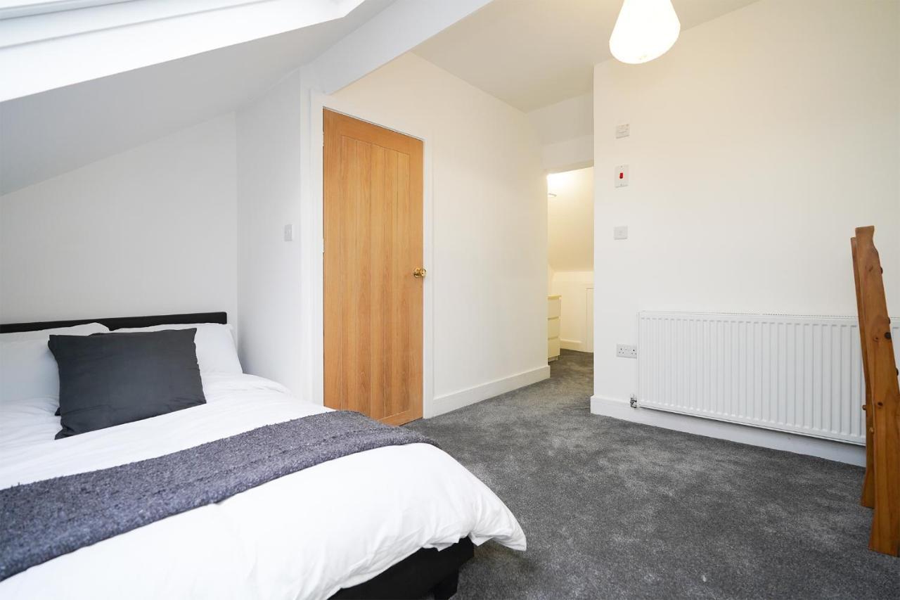 Charlotte House, Entire Private House, Close To City Centre, Wifi Sheffield Kültér fotó