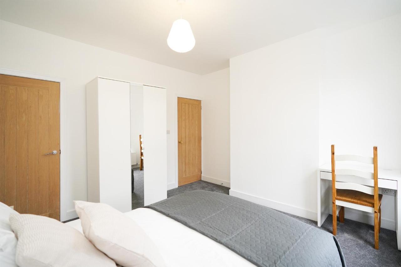 Charlotte House, Entire Private House, Close To City Centre, Wifi Sheffield Kültér fotó