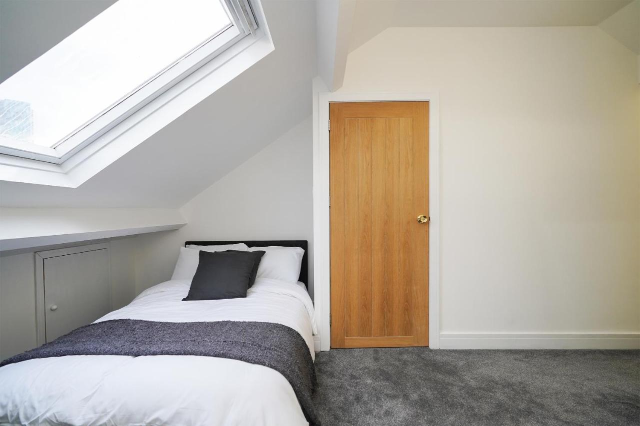 Charlotte House, Entire Private House, Close To City Centre, Wifi Sheffield Kültér fotó